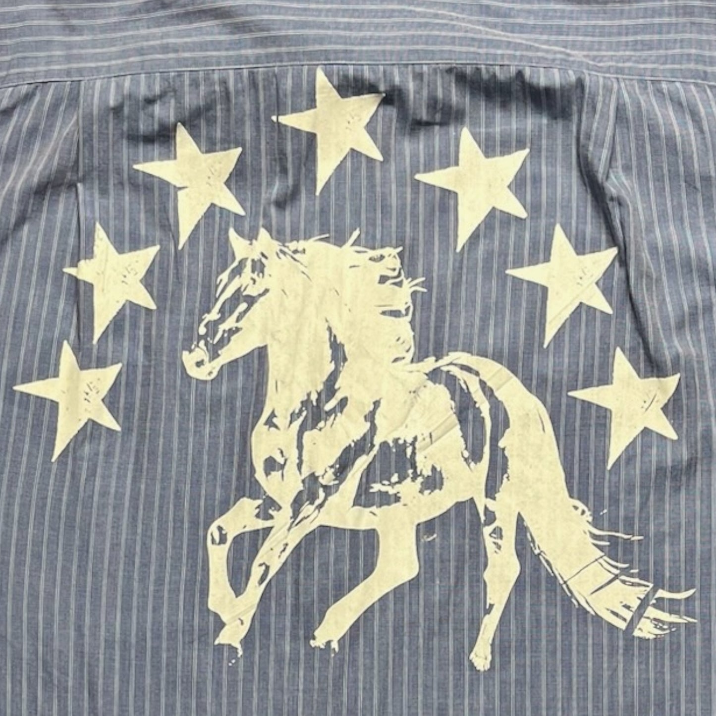 CAMISA SUKI MANGA CORTA SERIGRAFÍA BLANCA SK224