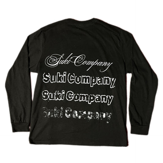 PLAYERA MANGA LARGA NEGRA PARCHE LETRAS