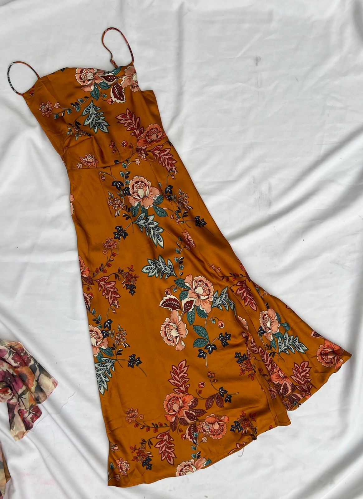 Vestido Satinado Flores Naranja / XS