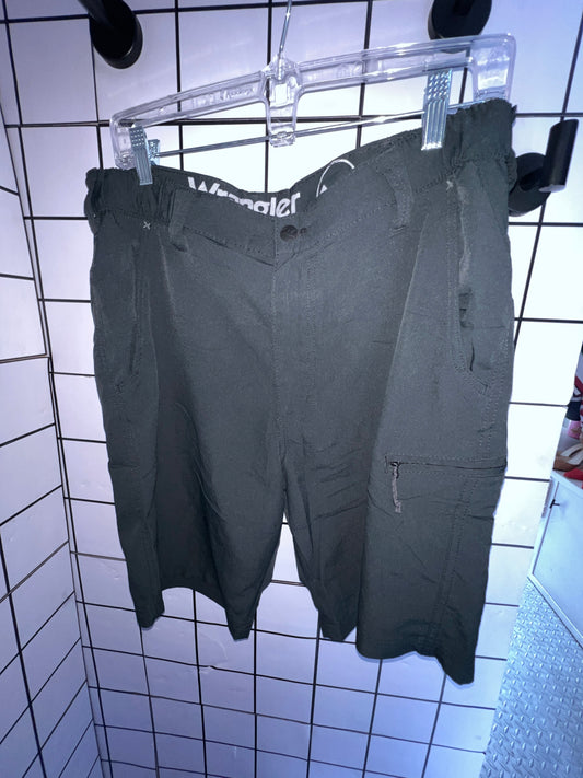 Short Negro Wrangler Talla 32