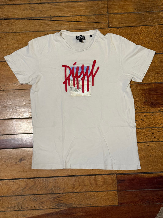 PLAYERA DIESEL BLANCA CERIGRAIFA ROJA CON AZUL