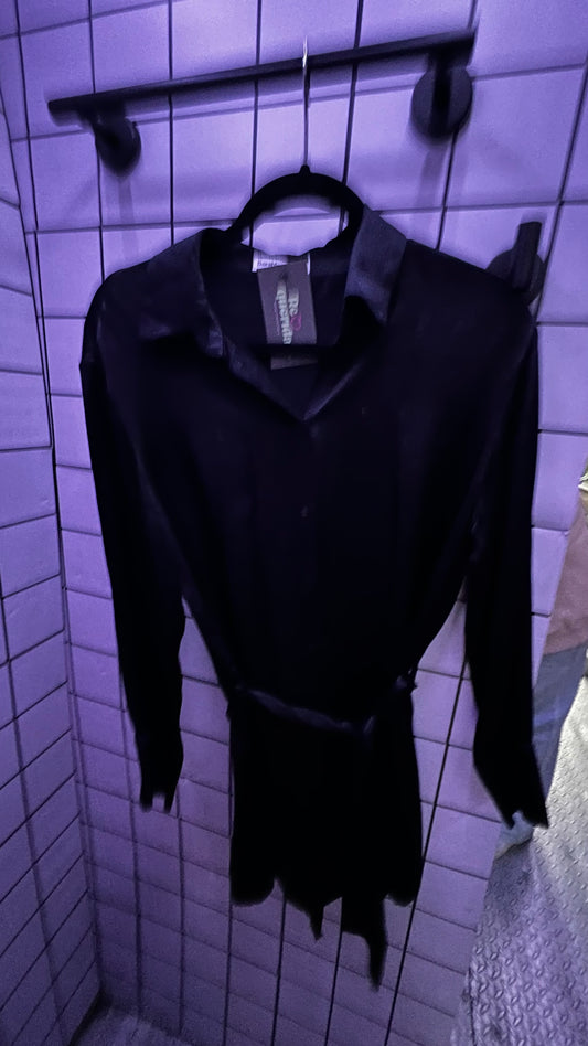 CAMISA SATINADA NEGRA / S