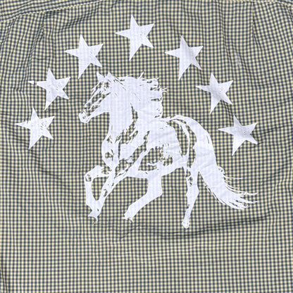 CAMISA MANGA LARGA SUKI VERDE OLIVO CUADROS LETRAS BLANCAS TALLA L SK212
