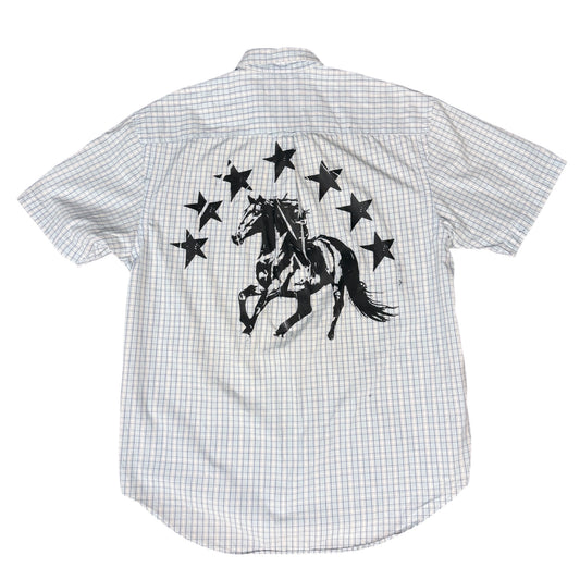 CAMISA MANGA CORTA SUKI BLANCA CUADROS LETRAS NEGRAS TALLA M SK209