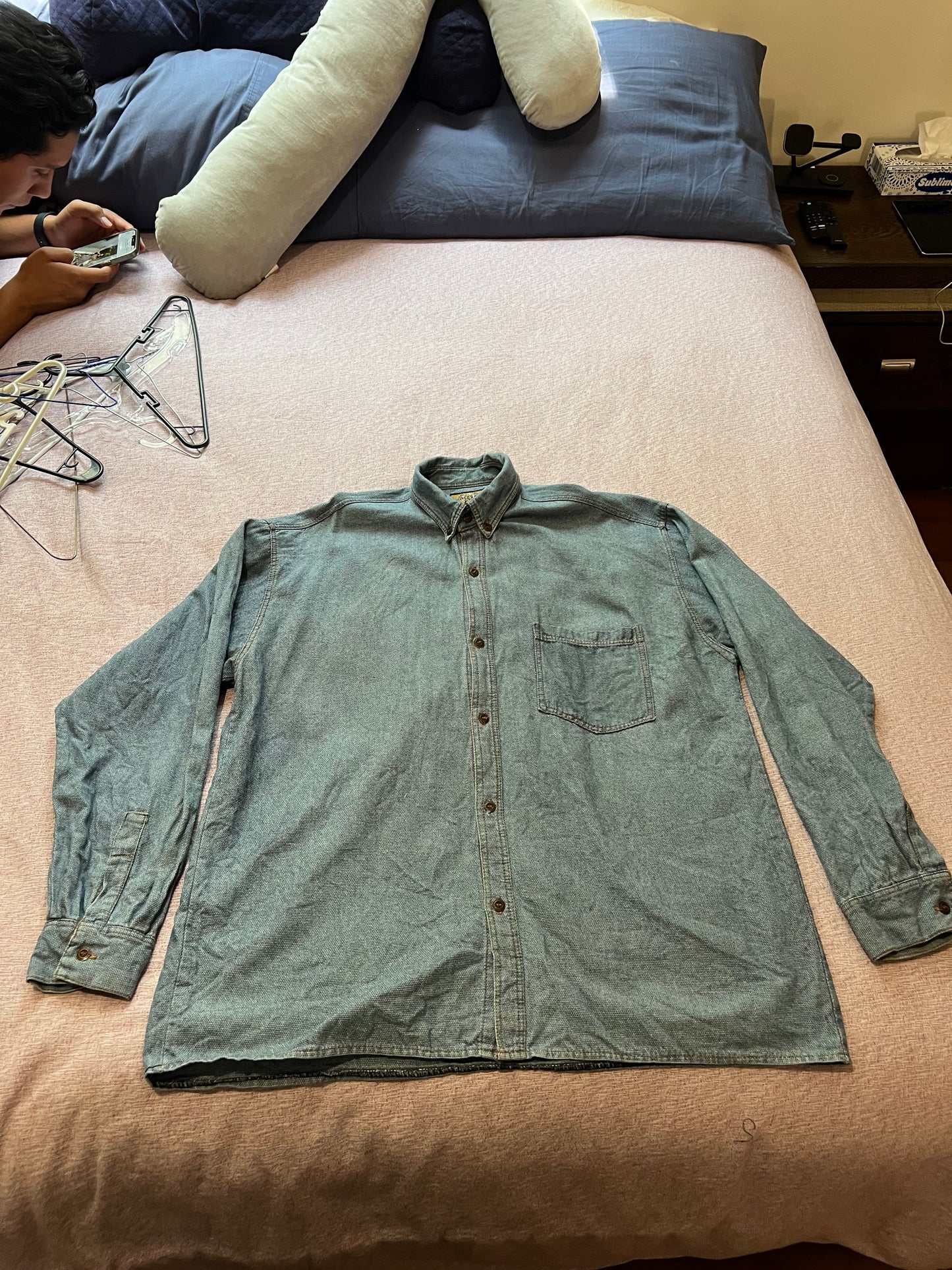 CAMISA DE MEZCLILLA MANGA LARGA ALEXS BLEACH TALLA G