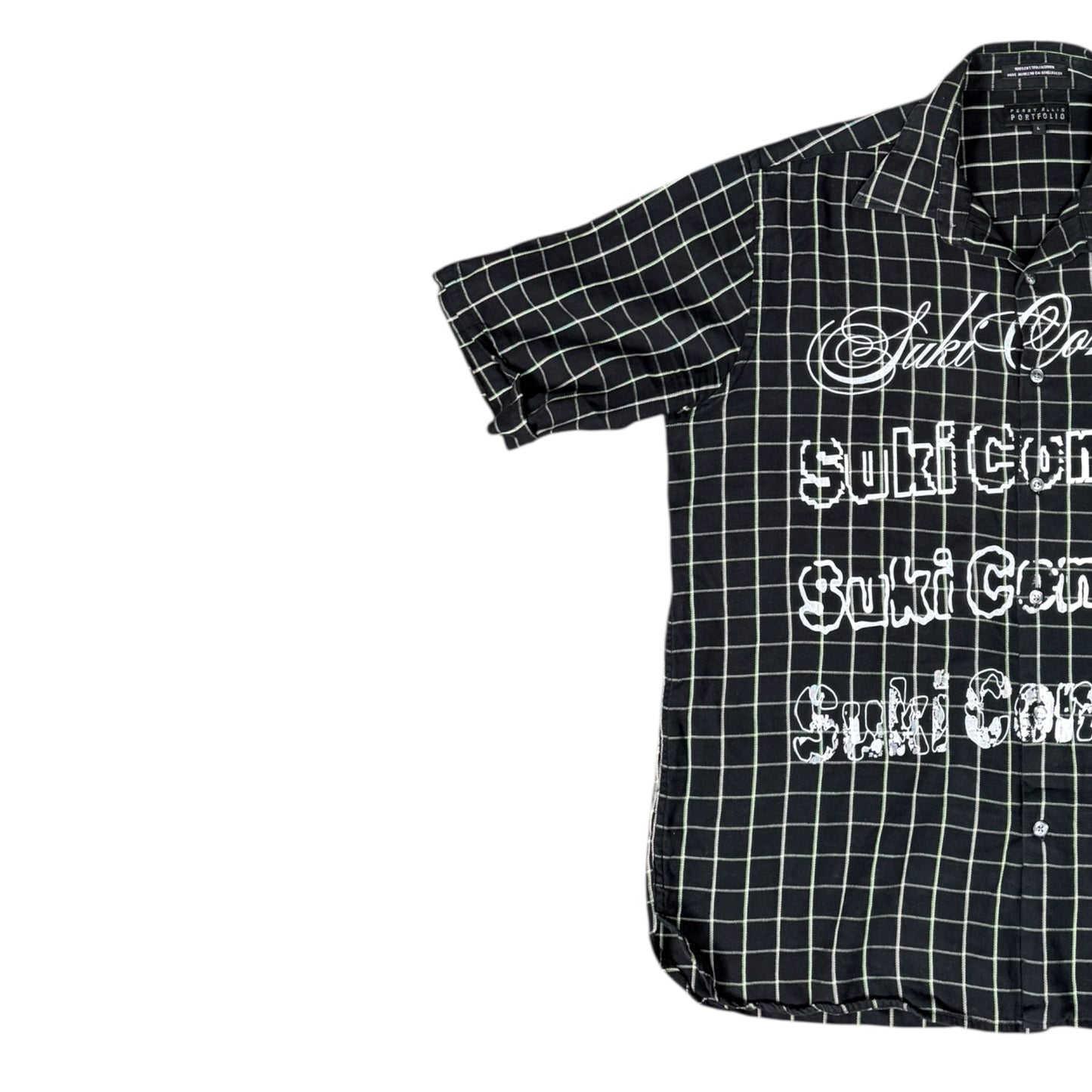 CAMISA MANGA LARGA SUKI NEGRA CUADROS BLANCOS LETRAS BLANCAS TALLA XL SK219
