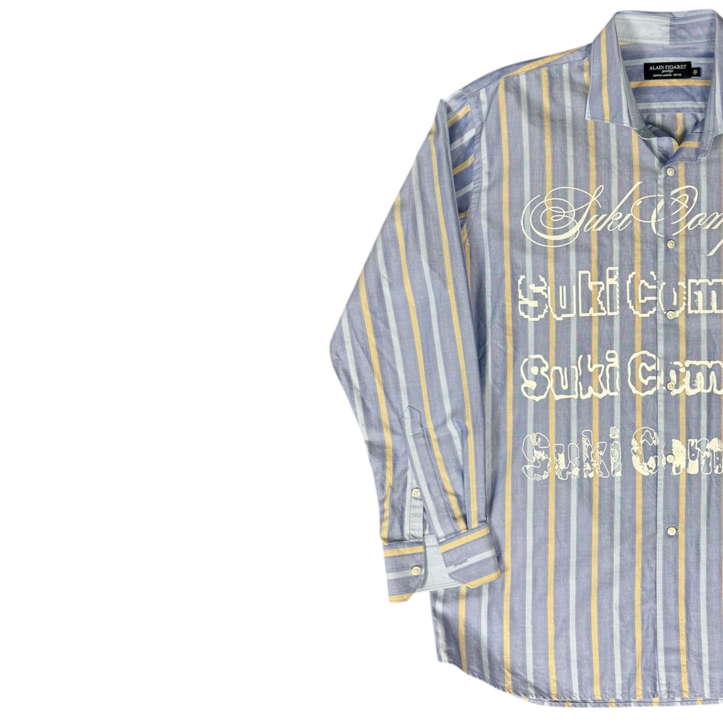 CAMISA MANGA LARGA SUKI AZUL RAYAS AMARILLAS LETRAS BLANCAS TALLA L SK214