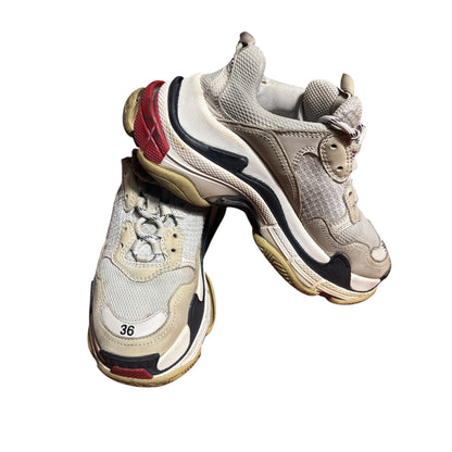 Balenciaga Tess Triple S Gomma Sneakers