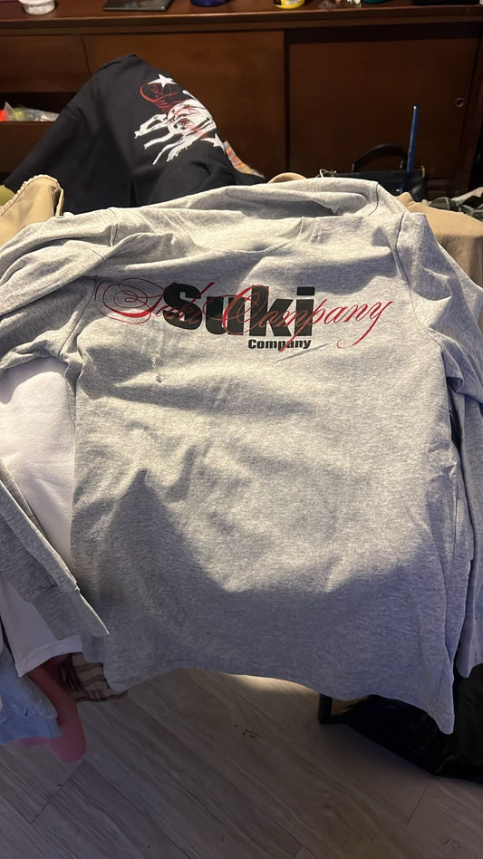 PLAYERA MANGA LARGA GRIS CABALLO LOGO