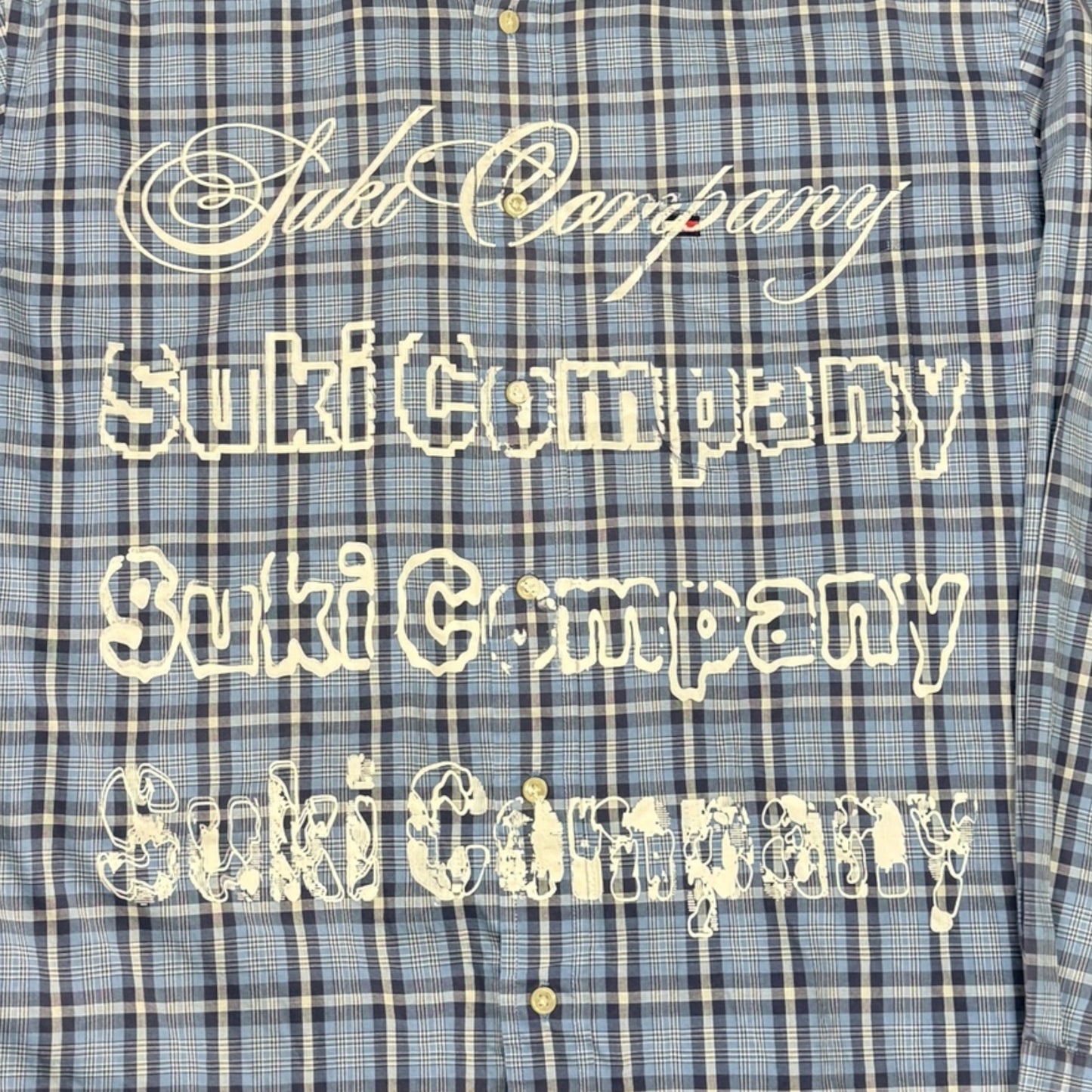 CAMISA MANGA LARGA SUKI AZUL CUADROS LETRAS BLANCAS TALLA L SK222