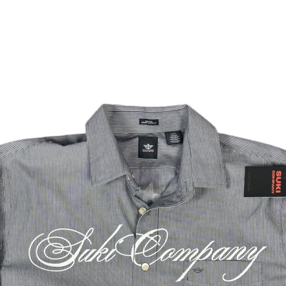 CAMISA MANGA LARGA SUKI GRIS RAYAS LETRAS BLANCAS TALLA L SK210