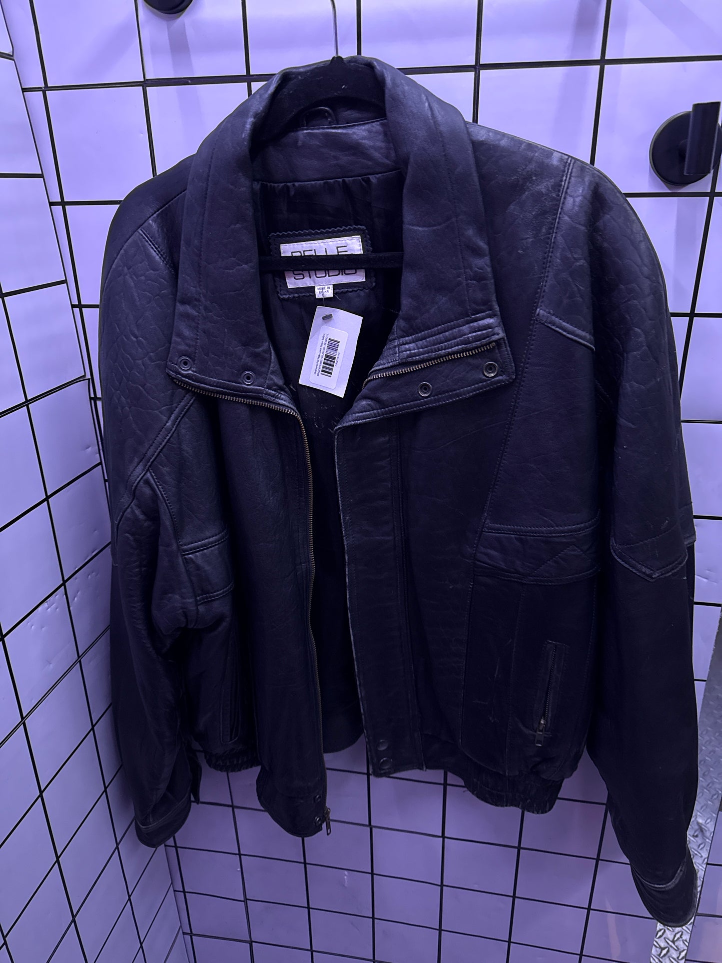Chamarra Piel Pelle Color Negro Talla L