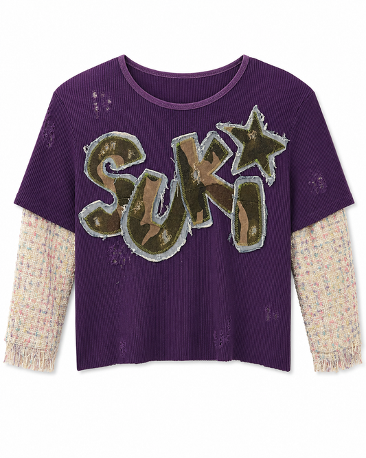 TEE SHIRT MORADA CROP SUKI DESIGN PARCH AND LETTERS