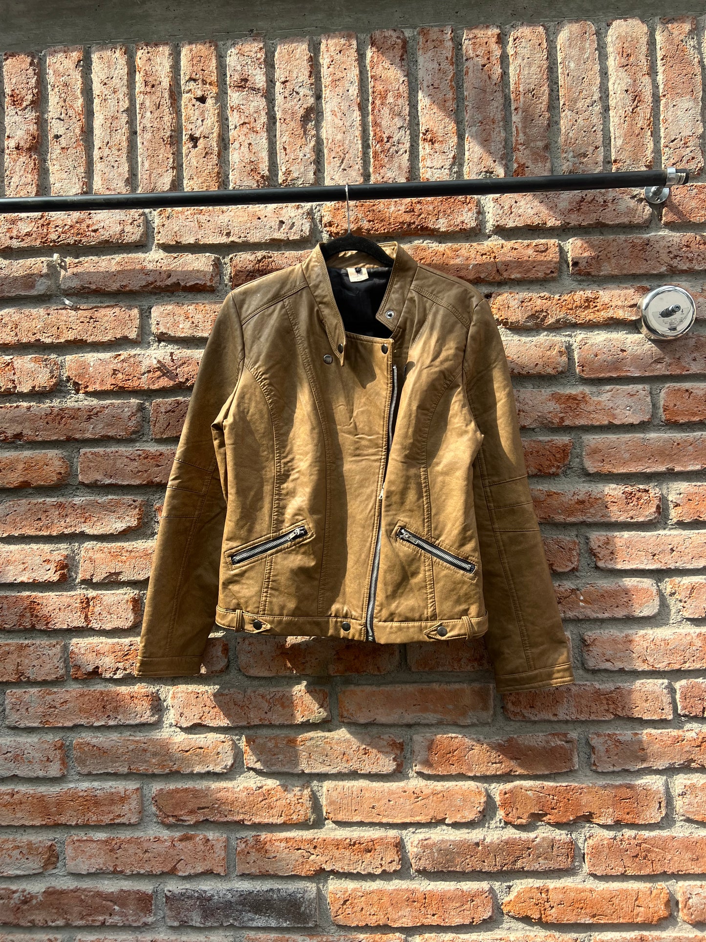 Chamarra piel café collection