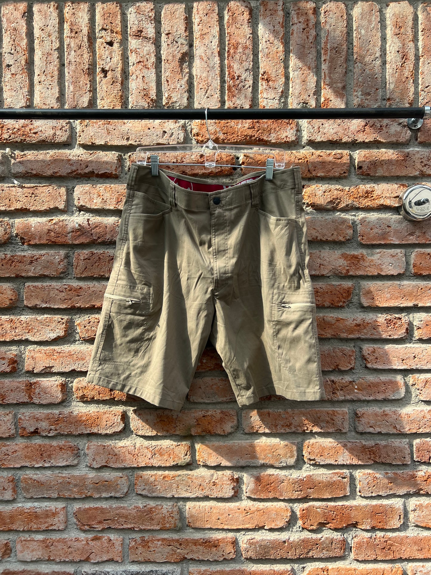 Short cargo café wrangler