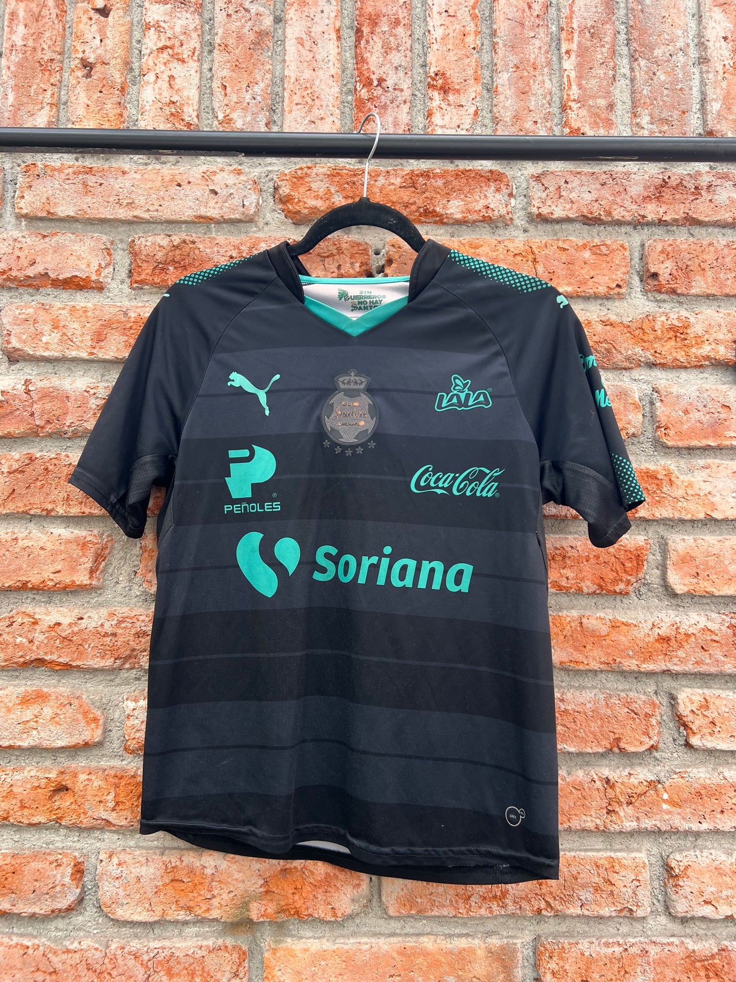 JERSEY SANTOS NEGRA