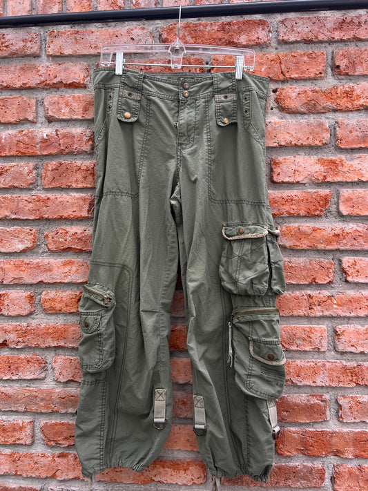PANTALON CARGO VERDE ABERCOMBIE