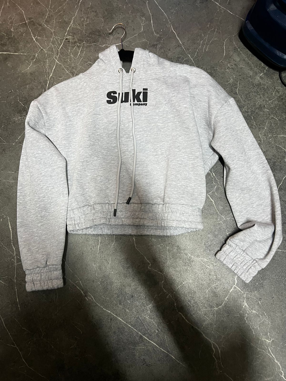 HOODIE CROP SUKI